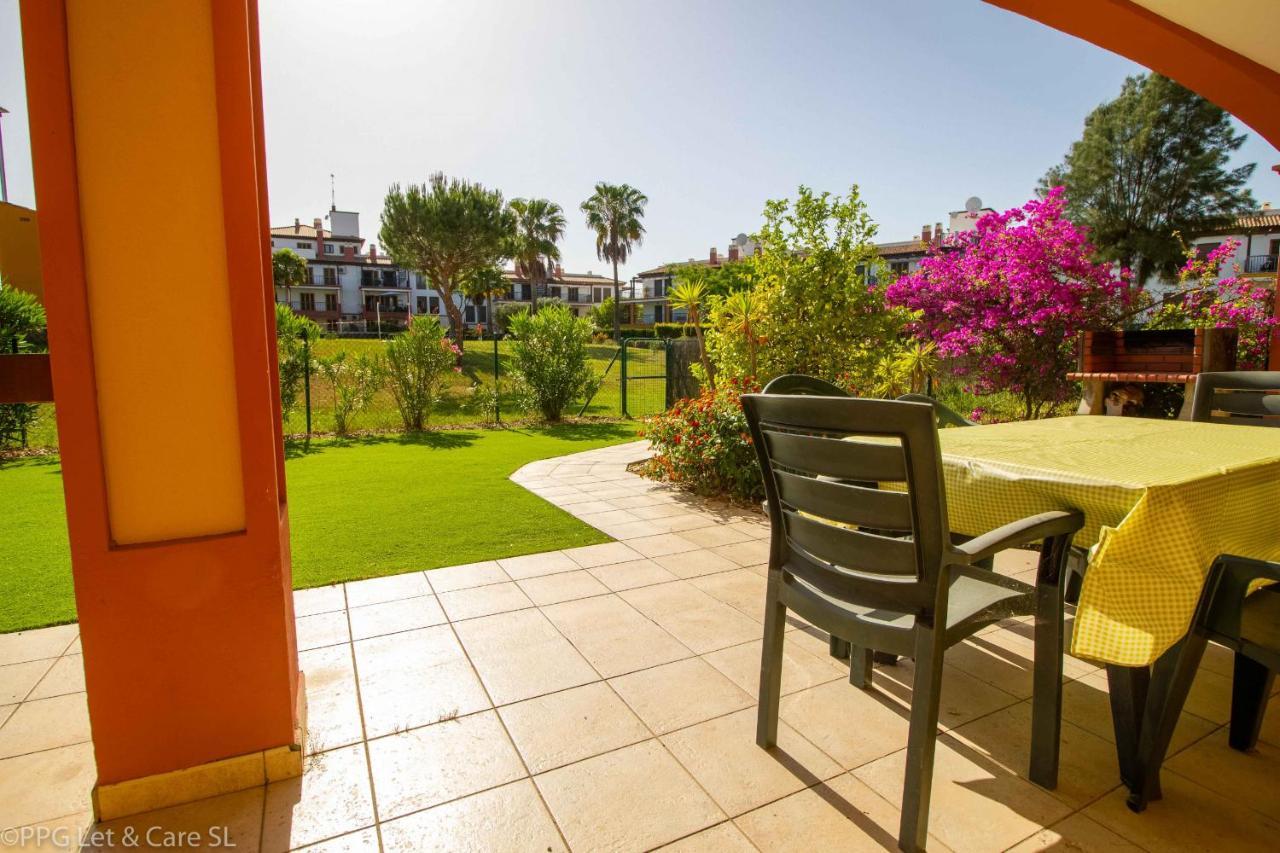 איאמונטה Modern Garden Apartment מראה חיצוני תמונה