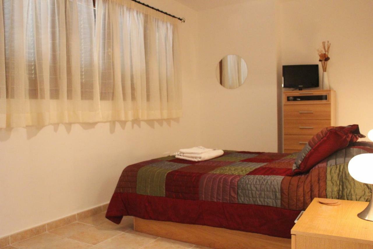 איאמונטה Modern Garden Apartment מראה חיצוני תמונה